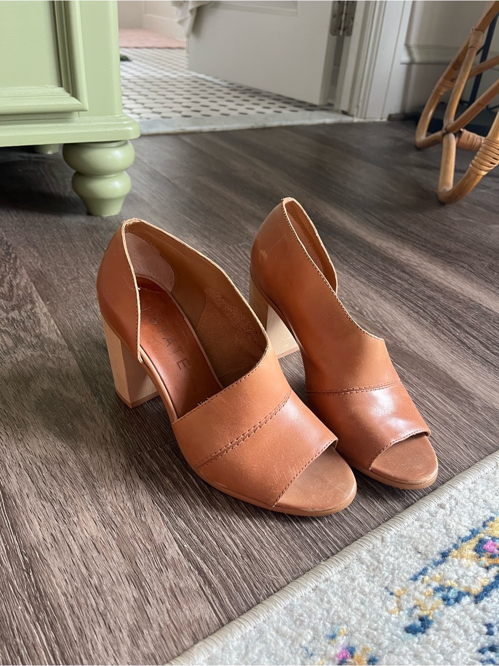 Women's Tan Leather Open-Toe Block Heel Pumps - Elegant Everyday Dress Heel